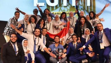 صورة اعرف ولاد بلدك| طلاب الجامعات المصرية يفوزون بكأس مسابقة “ايناكتس” العالمية
