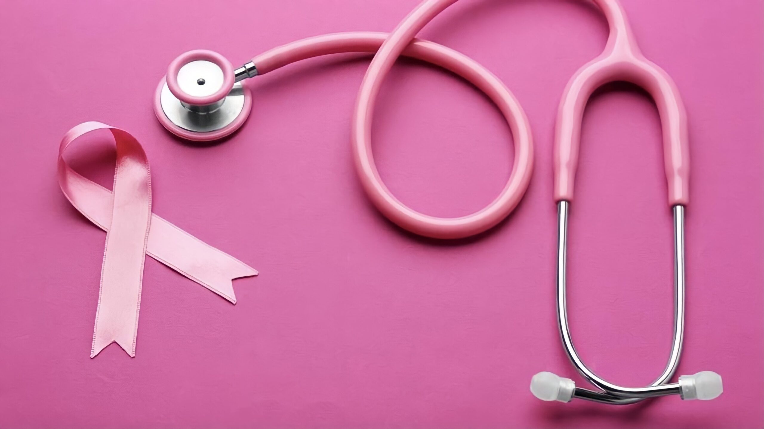 صورة “أكتوبر الوردي”.. يرفع شعار التوعية بسرطان الثدي