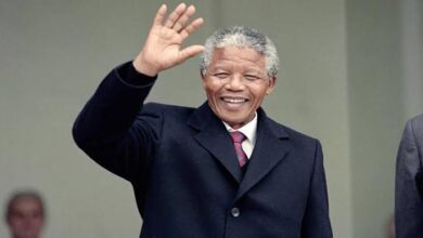 صورة “مانديلا”.. أشهر سجين حاصل على جائزة نوبل للسلام