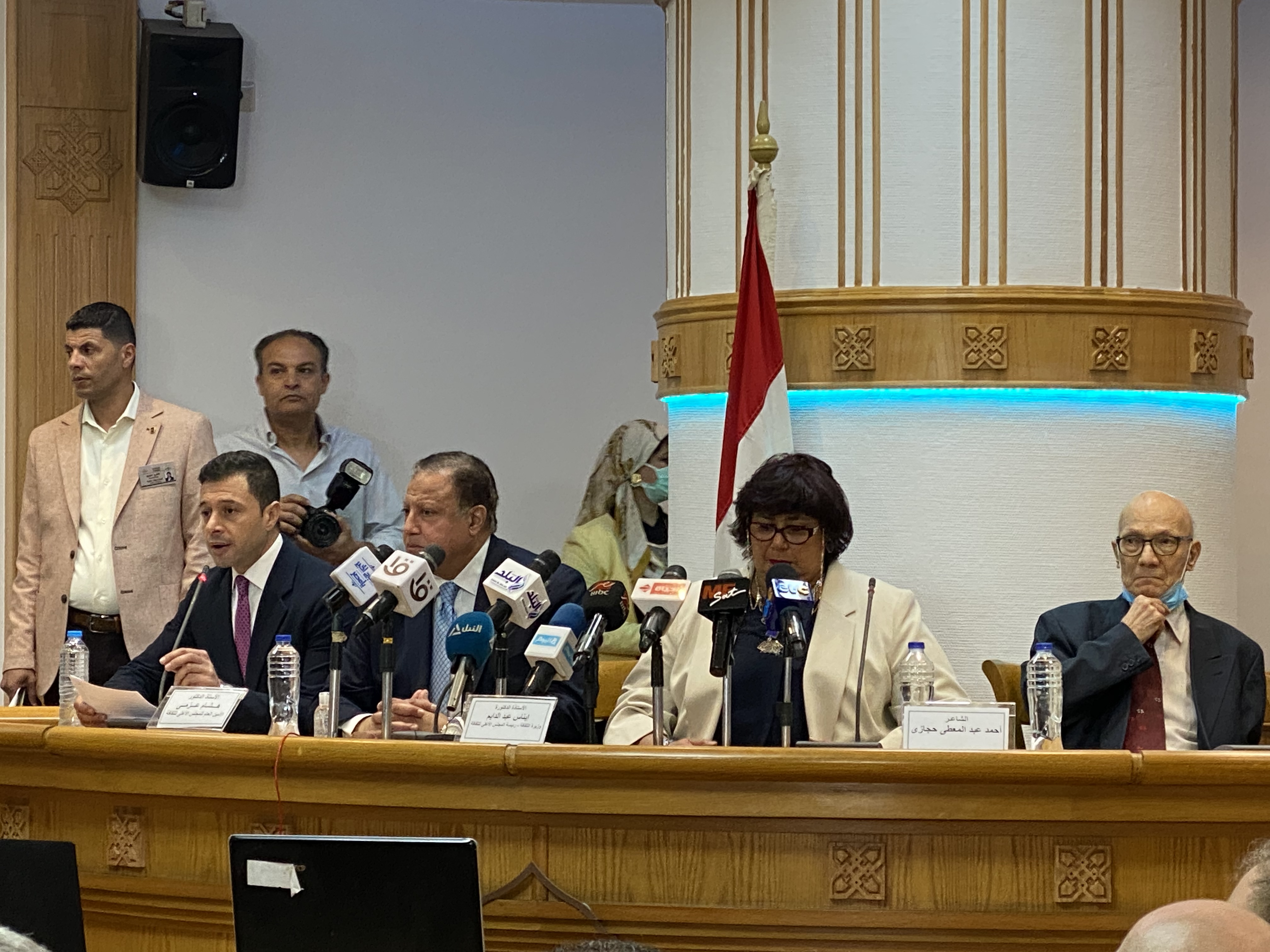 صورة الأمين العام للأعلى للثقافة: عقد العشرينيات يعد علامة فارقة في تاريخ مصر